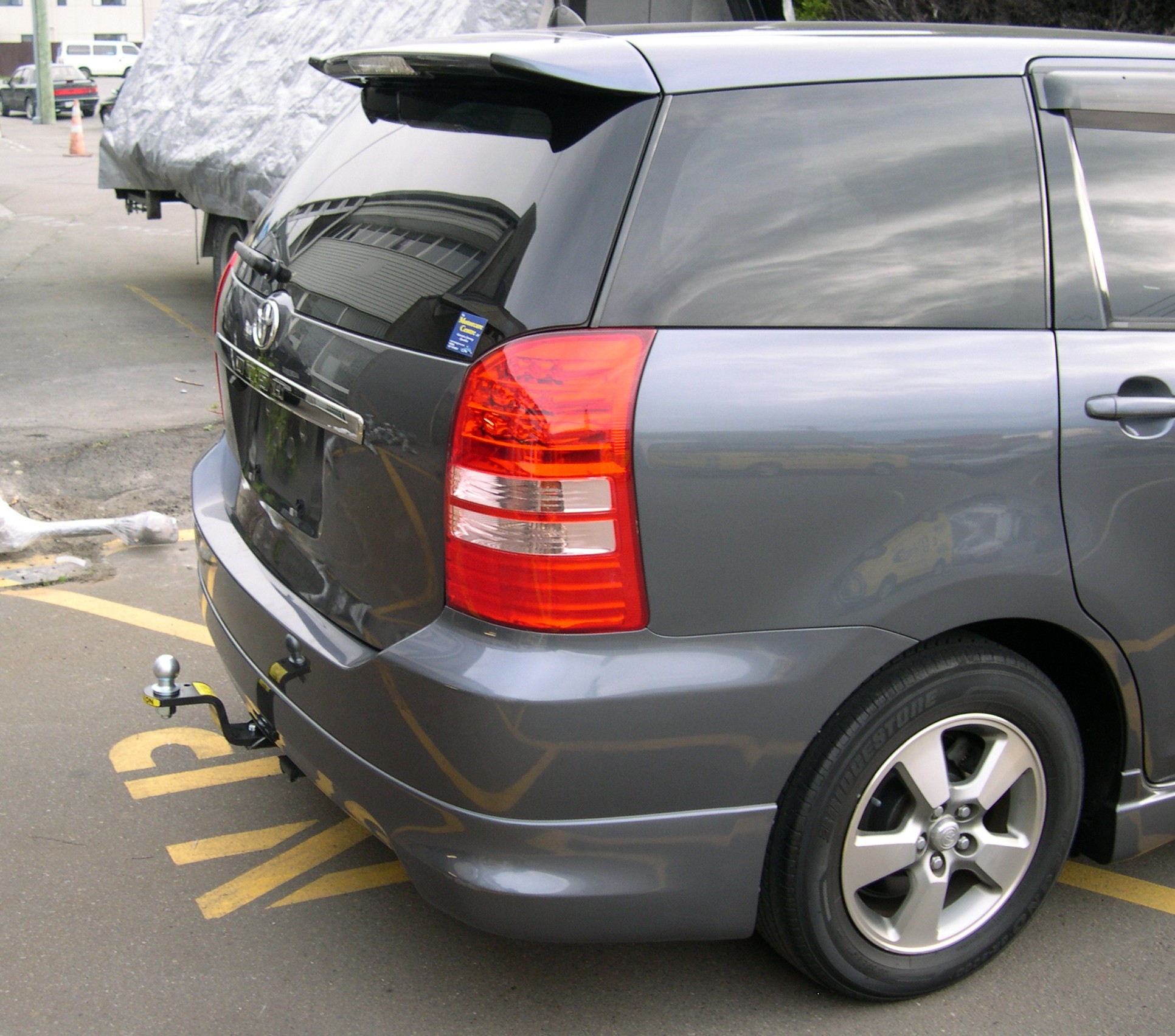 TOYOTA WISH STATIONWAGON 2002-2009